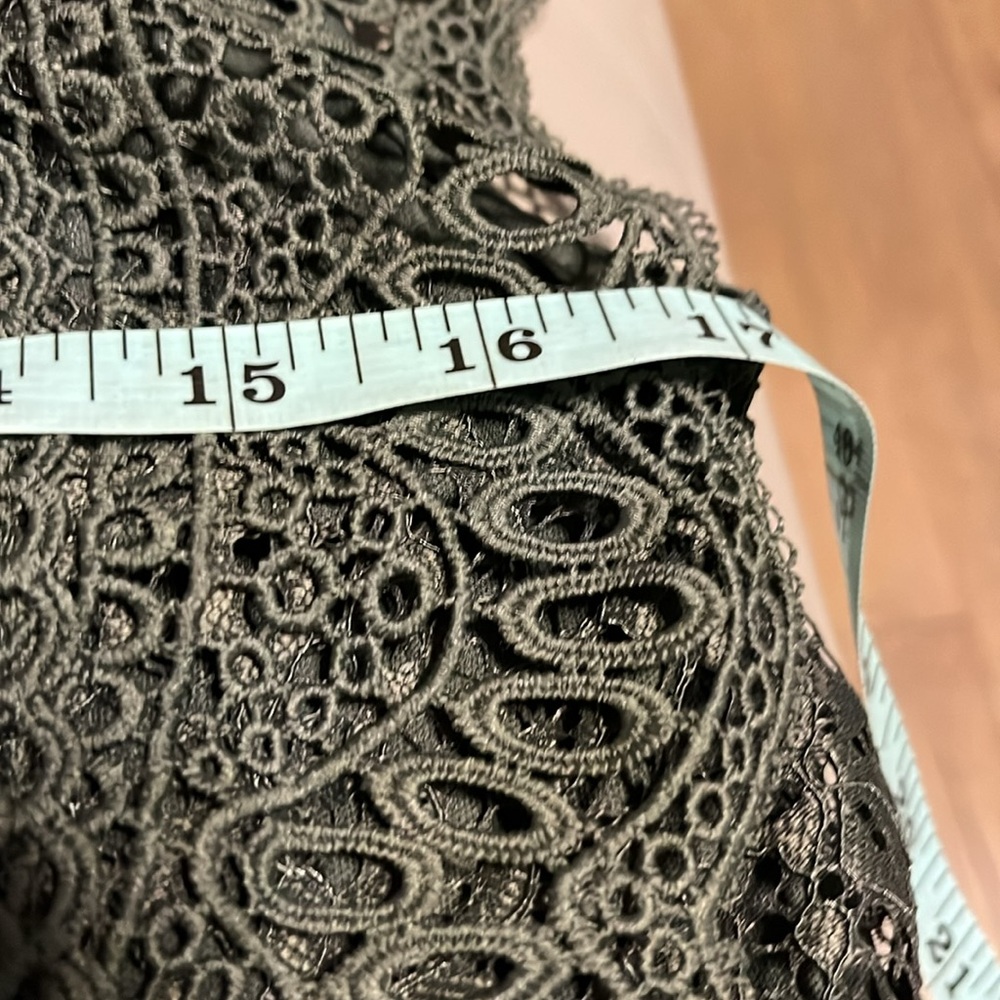 Cable & Gauge Lace Blouse Top Size S - Picture 9 of 13